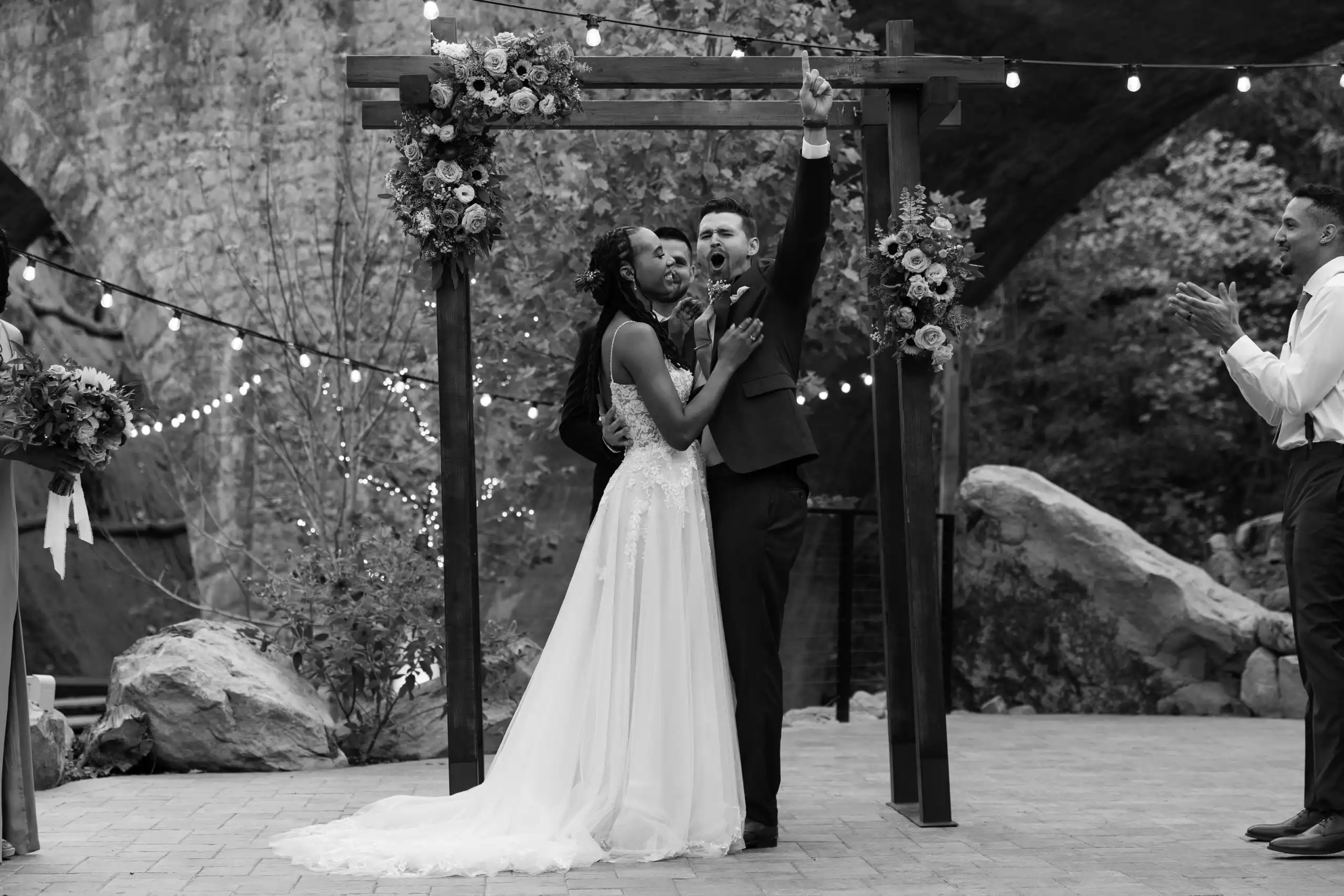candid-wedding-moments